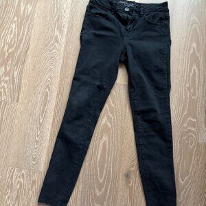 American Eagle Black Leggings – Everyday Basic – Great Condition